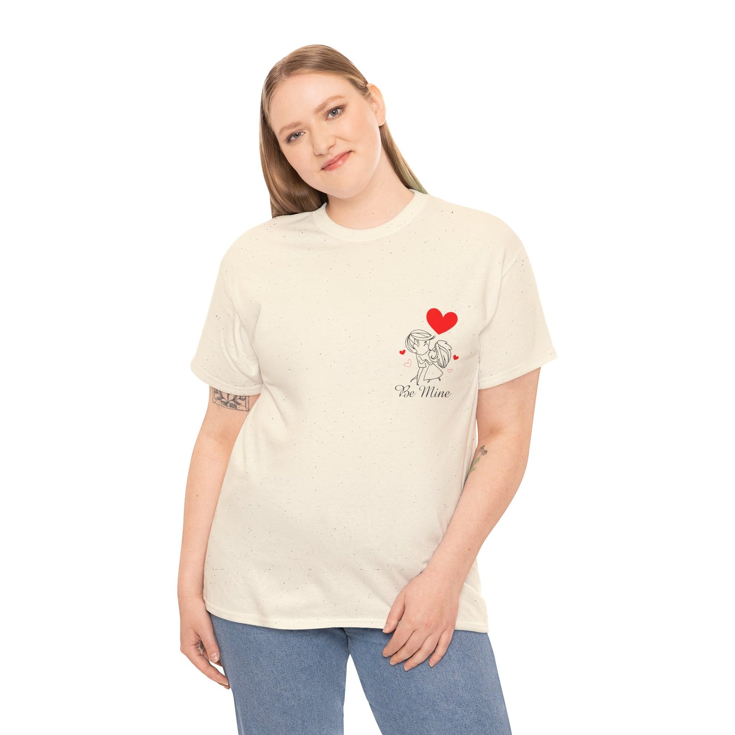 Dog Mom Tee – Cute Puppy Heart Graphic T-Shirt
