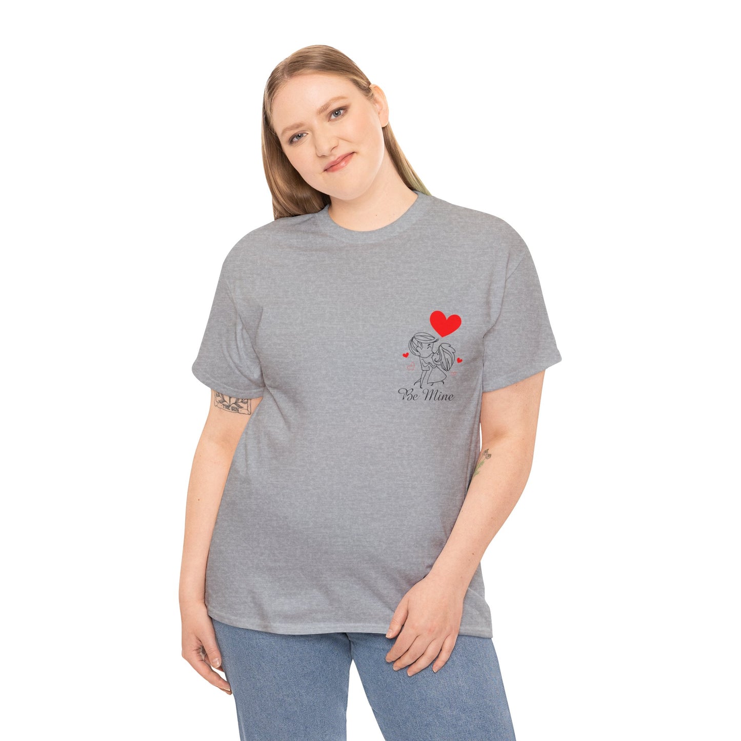 Dog Mom Tee – Cute Puppy Heart Graphic T-Shirt