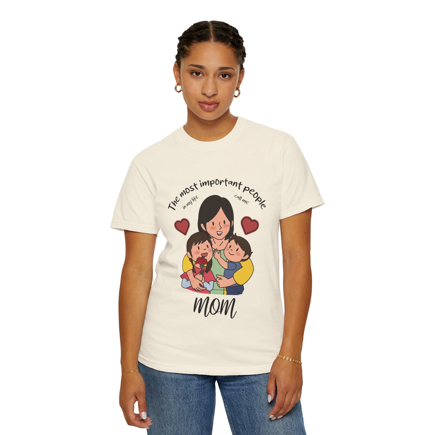 Mom Love Unisex T-Shirt | Gift for Mother's Day