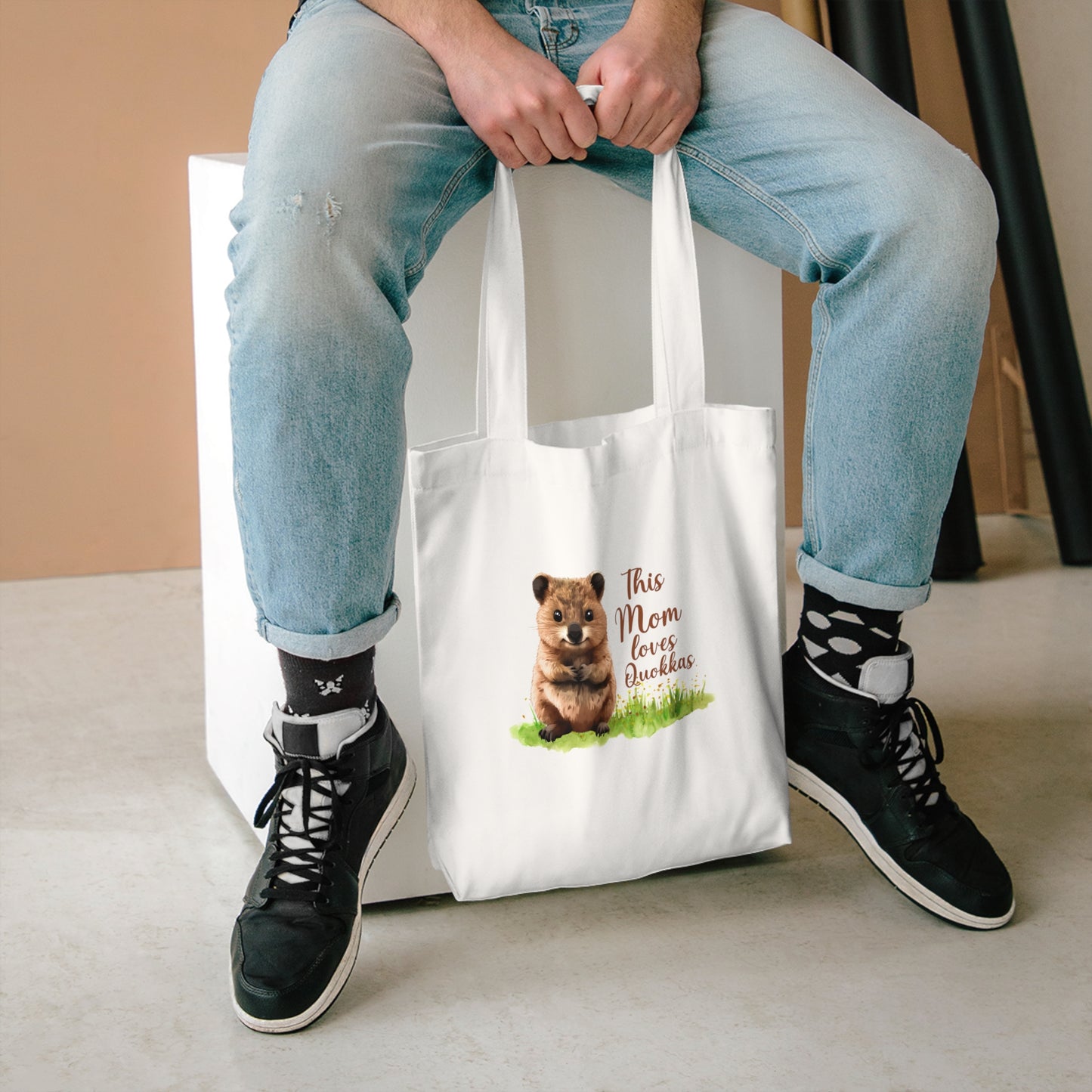 Tote Bag — "This Mom Loves Quokkas" Cute Quokka Mom Tote, Animal Lover Gift