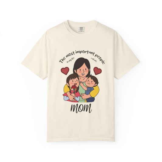Mom Love Unisex T-Shirt | Gift for Mother's Day